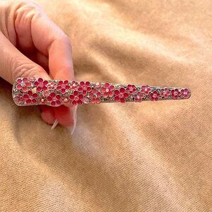Gorgeous hinge opening  hair clip floral silver / pink plating and CZ stones 💞